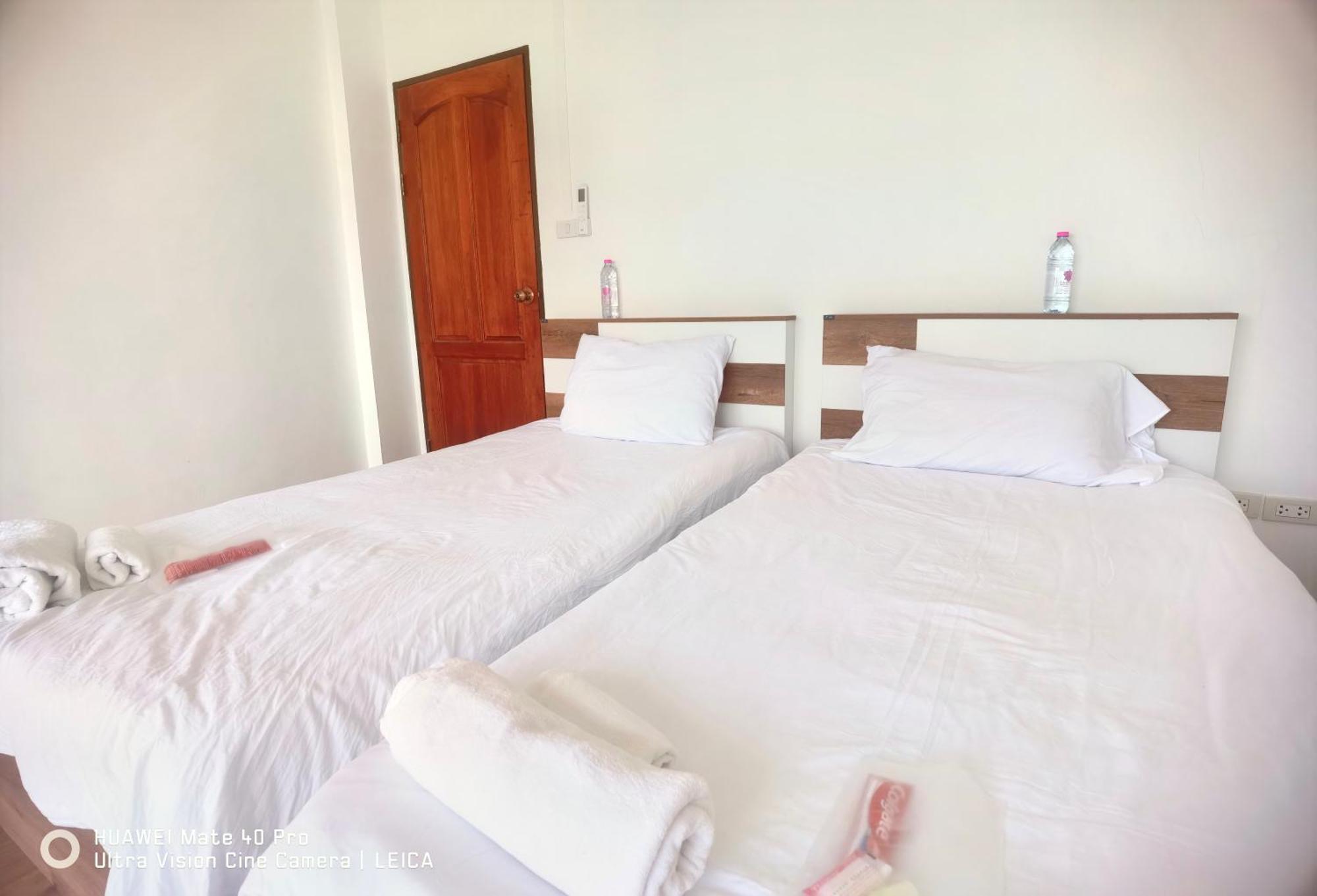 Hotel 115 Townhouse Ban Khlong Krang Exterior foto