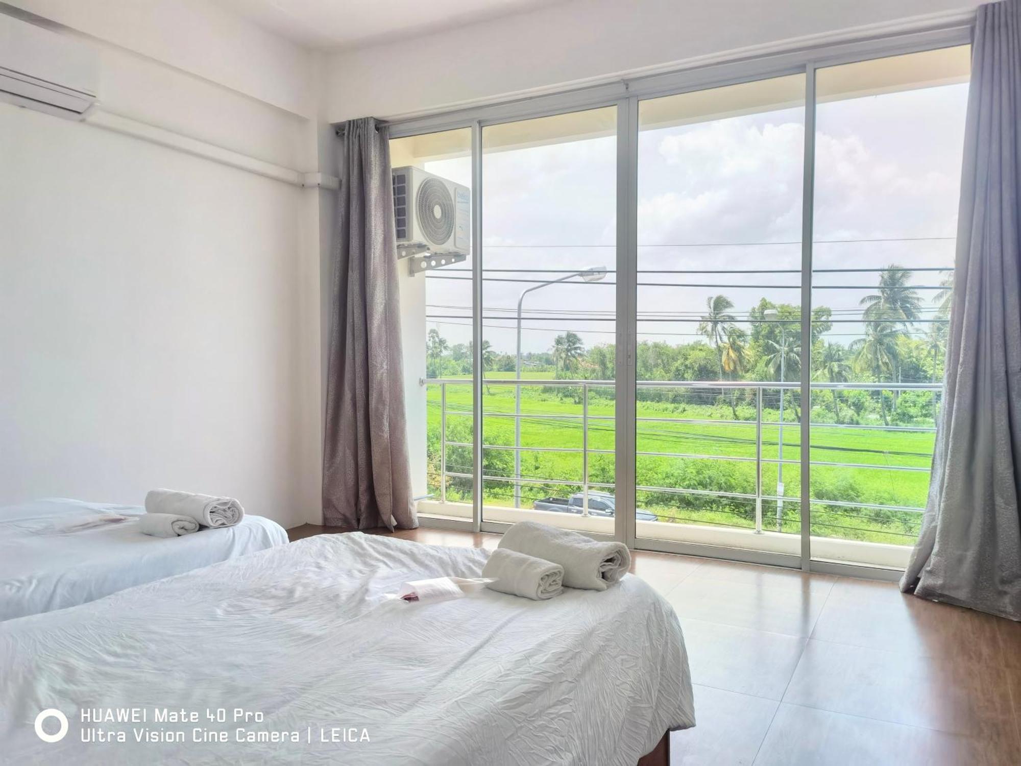 Hotel 115 Townhouse Ban Khlong Krang Exterior foto