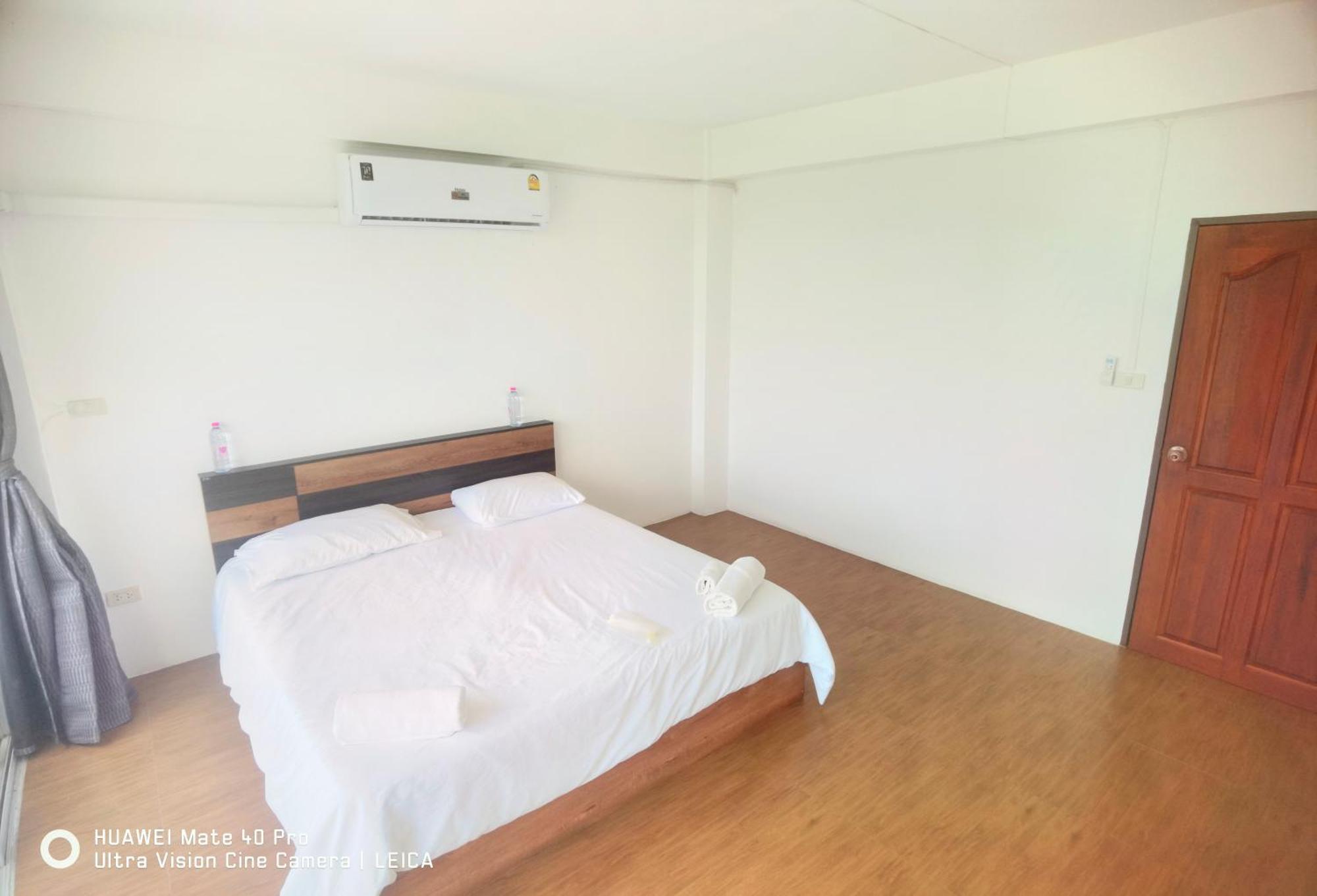 Hotel 115 Townhouse Ban Khlong Krang Exterior foto